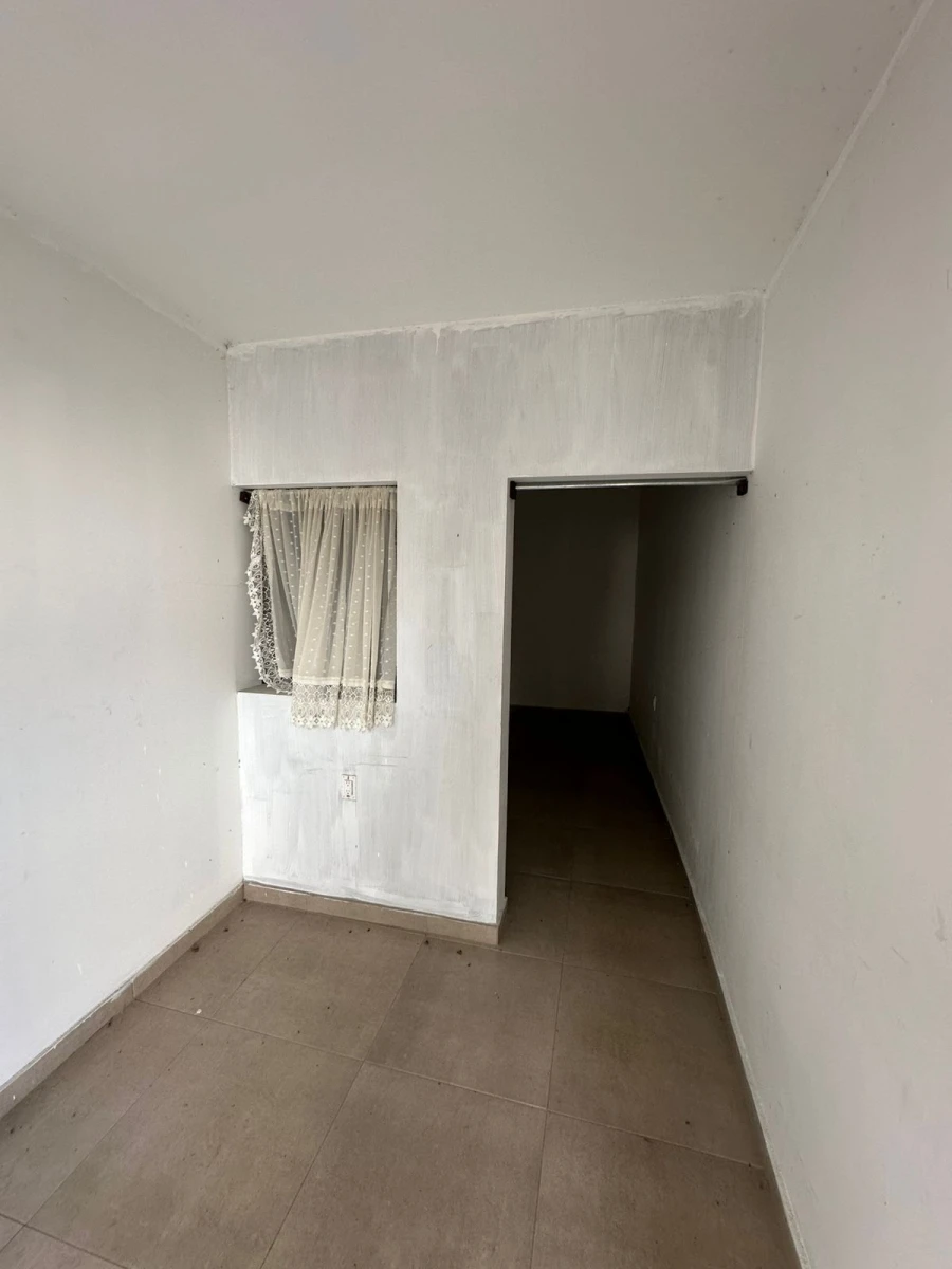 Casa en venta a precio de terreno