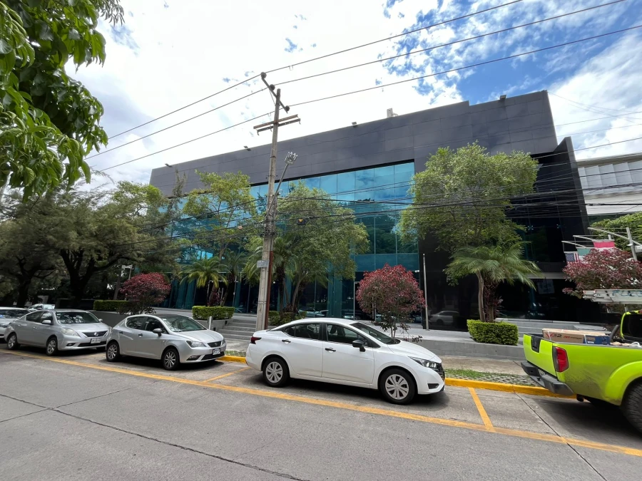 Oficina en renta en el corazón de Providencia