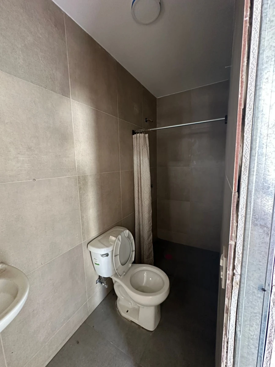 Casa en venta a precio de terreno