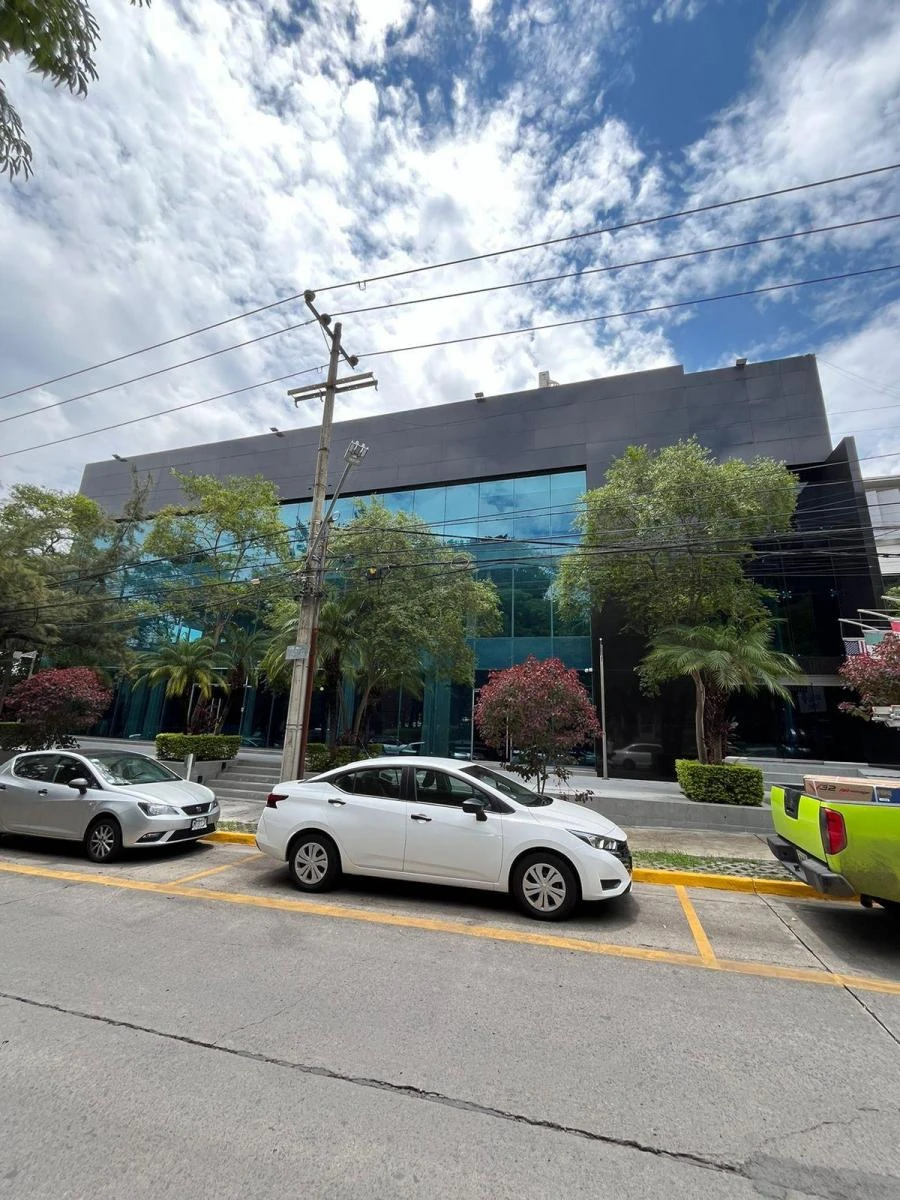 Oficina en renta en el corazón de Providencia